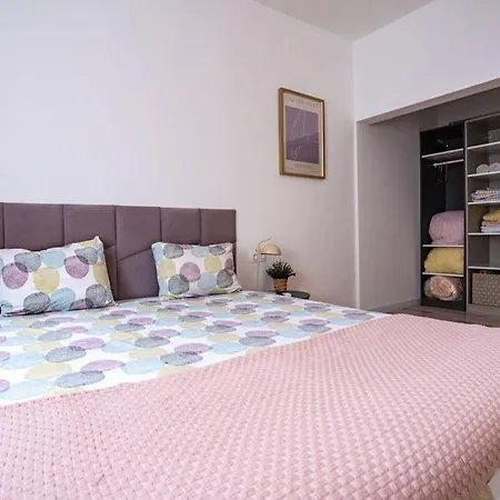 Cozy In * Βάρνα